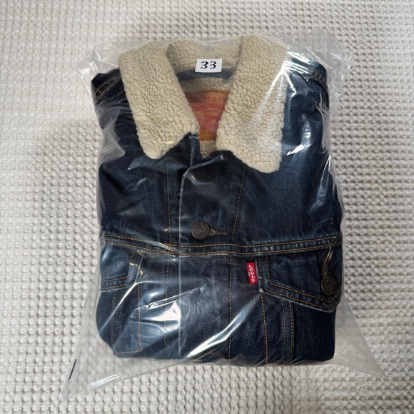Levi’s Sherpa Lined Denim Trucker Jacket Men’s Large - Picture 10 of 10